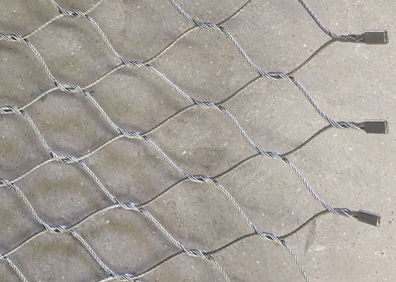 316 Ｘ는 반대 떨어지는 50x50 MM 동안 스테인레스 강 와이어 로프 메쉬를 돌봅니다