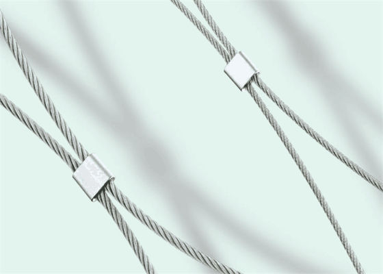 20mm에서 200mm 오프터와 수평 수직 Mesh 디자인을 가진 현대 건축 와이어 메시