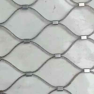 설치가 쉬운 X 텐드 케이블 메쉬 다재다능한 케이블 관리 옵션을 제공합니다